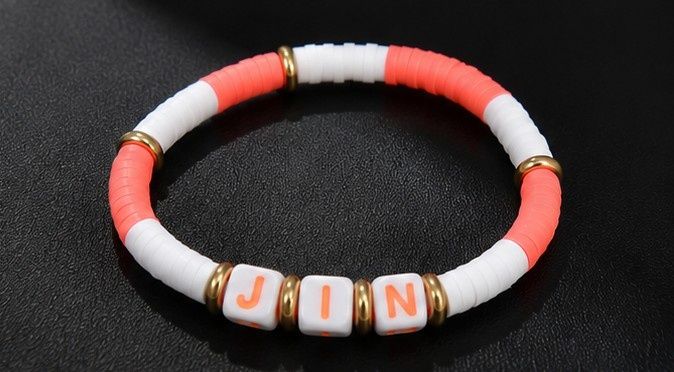 Pulseira Artesanal Personalizada com Nome – Feita à Mão
