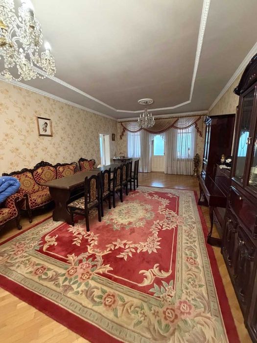 Продаж будинка з ремонтом!Село Гора, центр, ділянка -15 соток