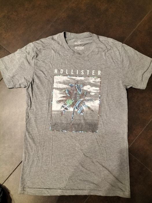 Koszulki męskie. Rozm.S plus gratis