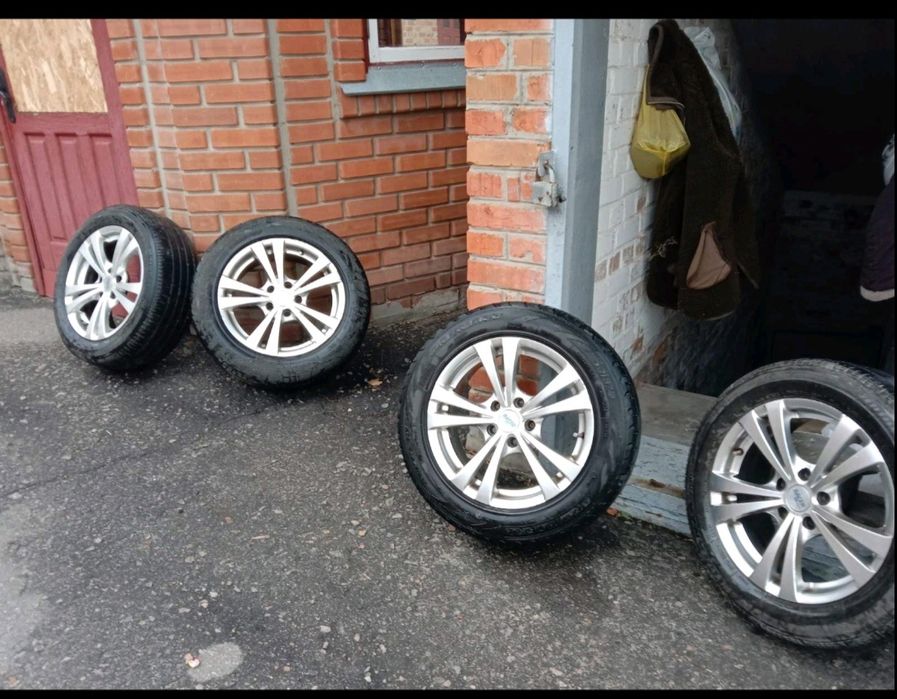 Продам литые диски r16