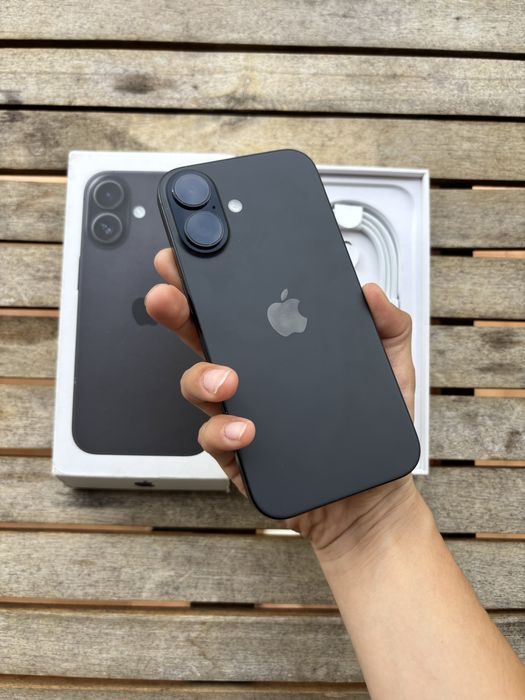 iPhone 16 - 128GB | Preto
