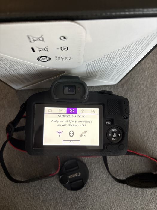 CANON EOS R100 + RF-S 18-45mm