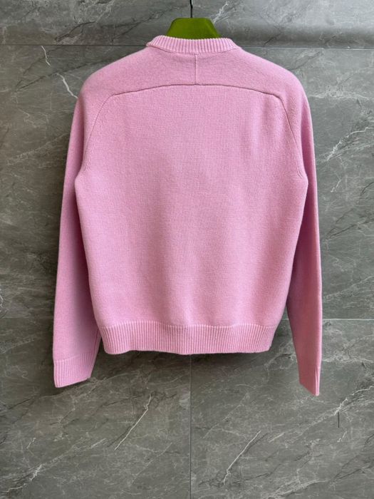 Світер Gucci нереально модний колір