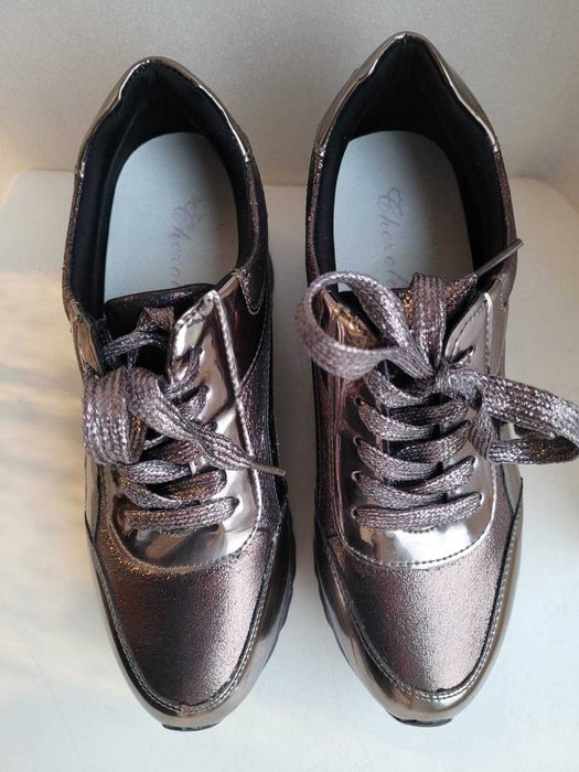 Buty damskie snikersy Chezoliny