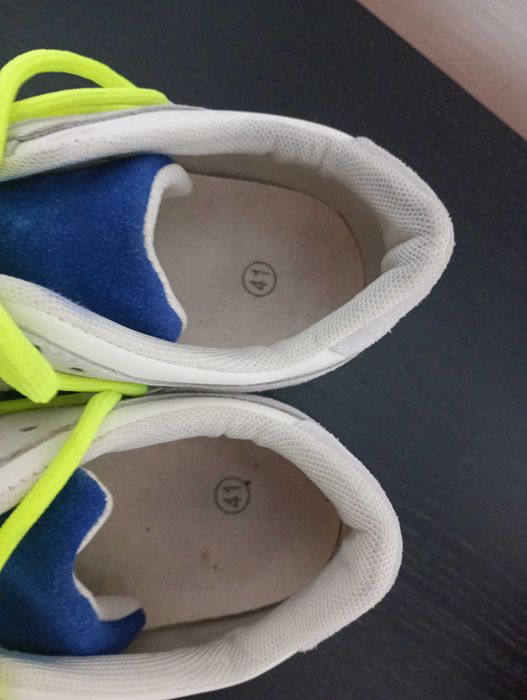 Trampki damskie, neonowe sznurówki, rozmiar 41