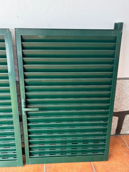 2x Portadas de aluminio verde-73,5x108,5cm