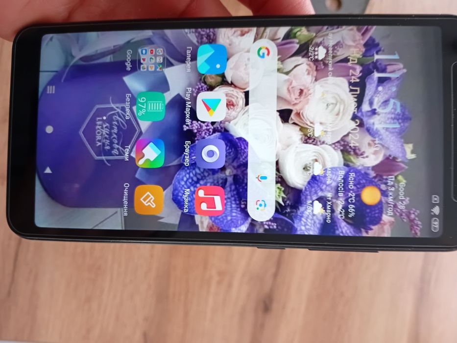 Продам смартфон Redmi 6A