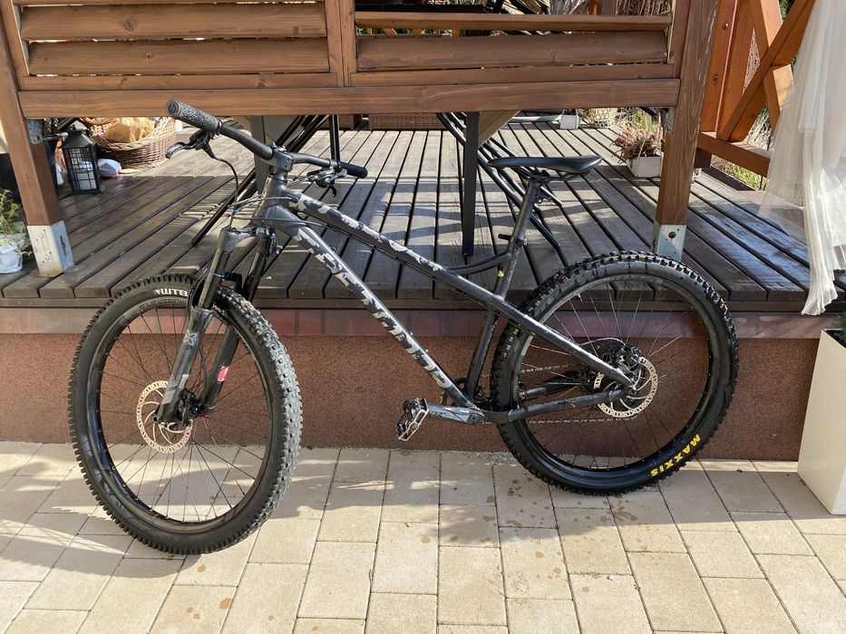 Dartmoor primal evo 27.5 L 2020r.