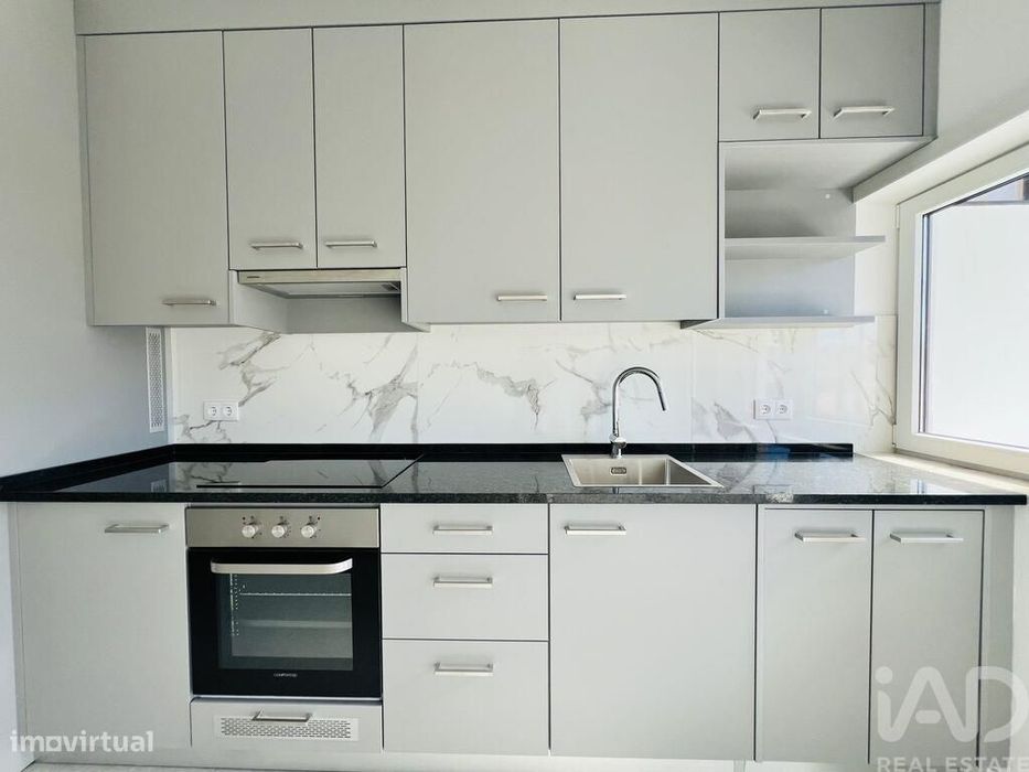 Apartamento T2 em Miranda do Corvo de 84 m2