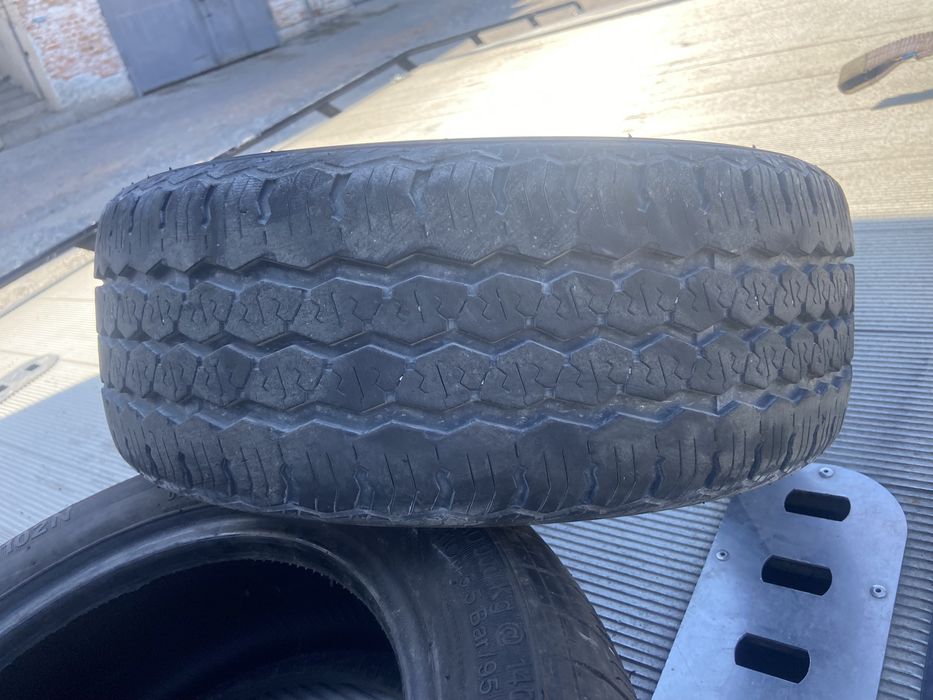 Резина скат шина шини 195/50/13c лавета причіп фургон запаска