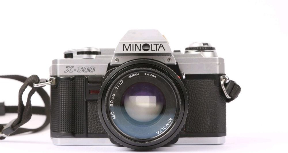 Minolta X-300 w/ 1.7/50mm