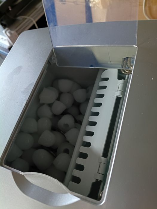 Kostkarka do lodu 120W 12kg 100W 2L Klarstein