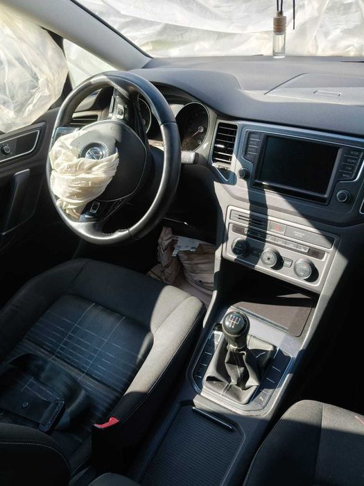 Vw golf sporstvan LC9X cxx Lounge części