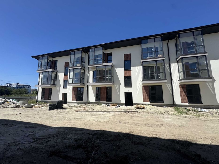 Продаж 2 кімнатна 55 мкв Львів Винники 7 секція 3 поверх