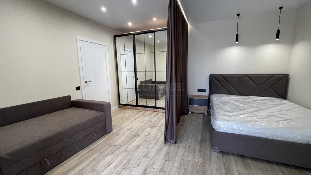 1 км квартира з меблями та технікою в хорошому ЖК в ЕКО-зоні