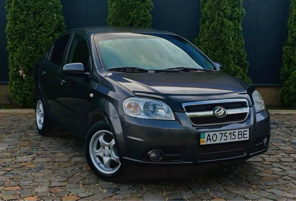 Chevrolet Aveo  2013 рік
