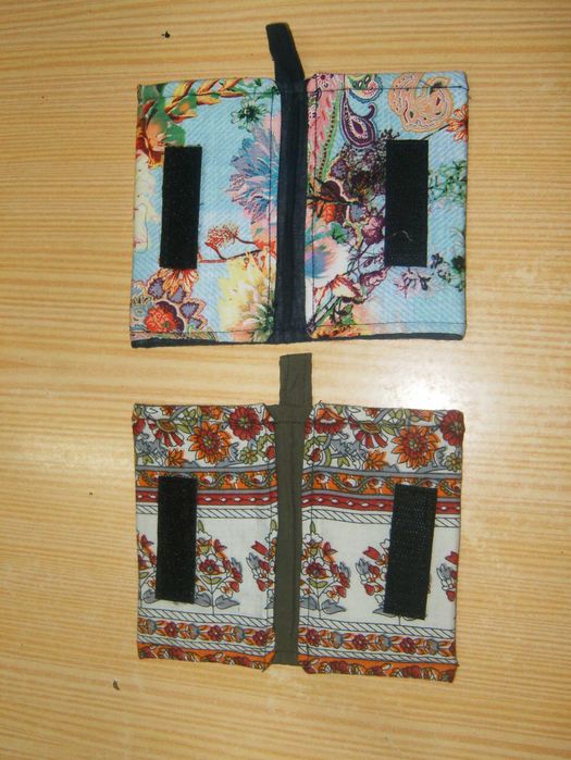 Bolsa porta-cartões em tecido