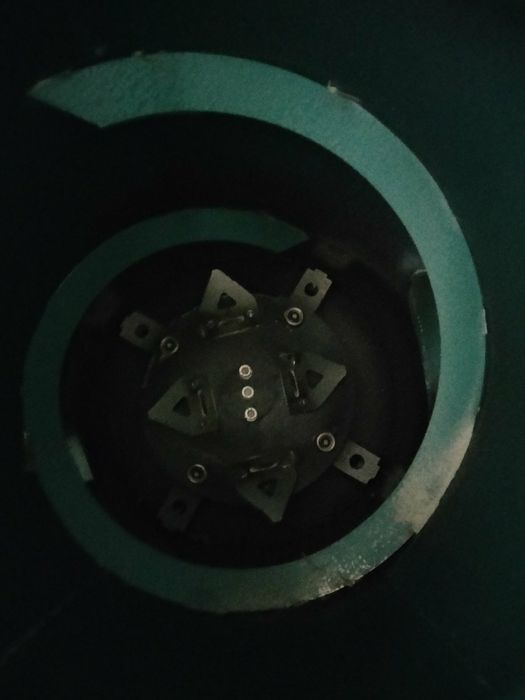 ПОДРІБНЮВАЧ  7,5 КВТ З ЦИКЛОНОМ Зернодробілка Корморізка