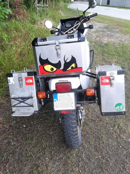 Honda Africa Twin 750 RD04