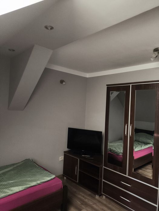 Noclegi, Pokoje na wynajem dla firm i osób prywatnych, wesela