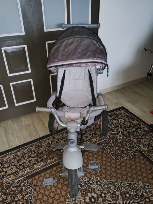 Дитячий велосипед з батьківською ручкою