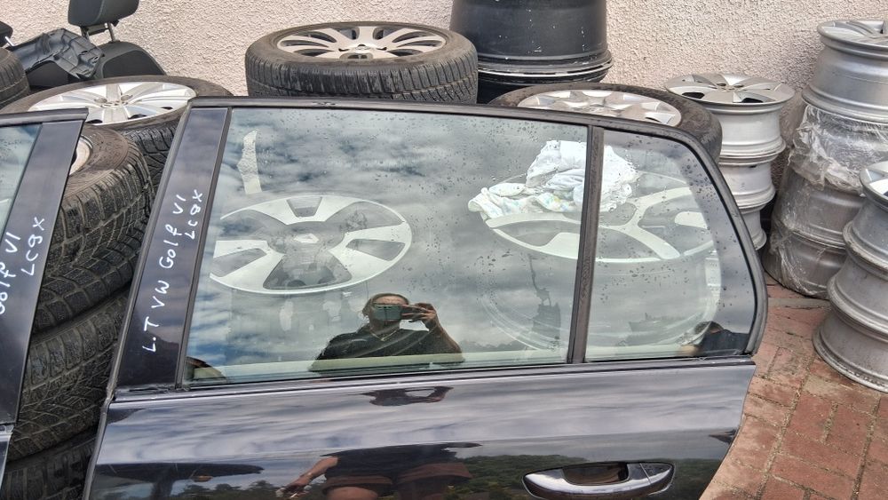 Drzwi lewe przednie i lewe tylne VW Golf VI