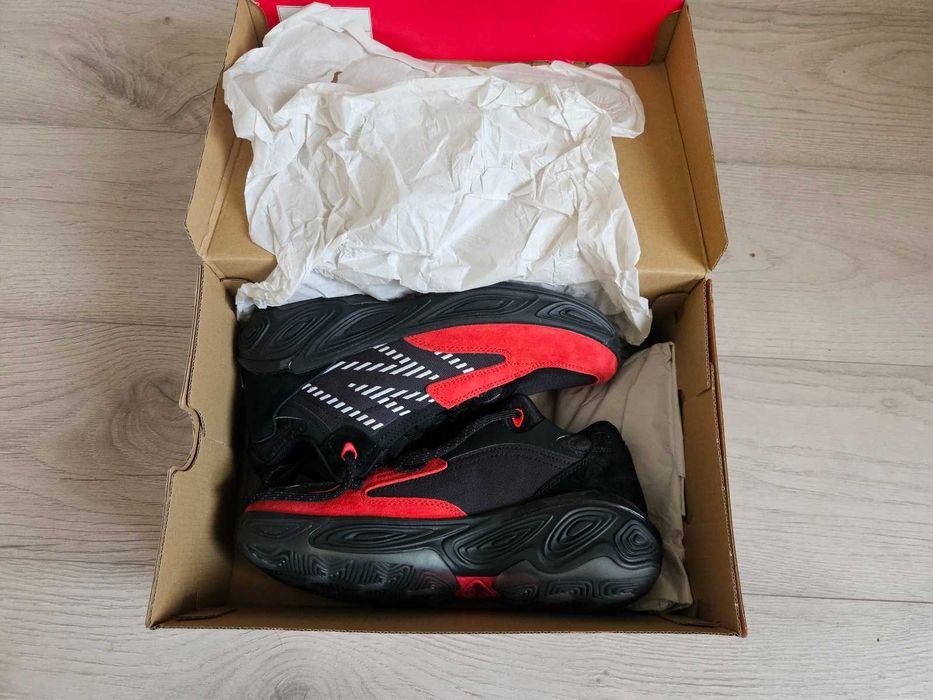 Buty New Balance BBFRSHL2 - czerwone do koszykówki