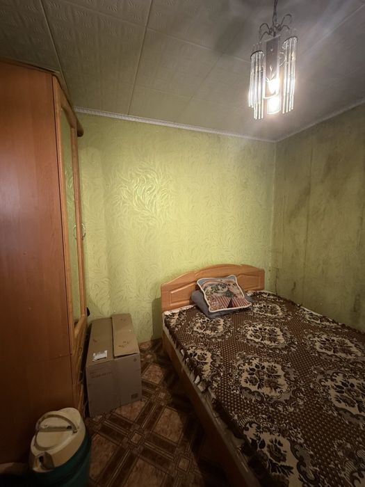 Продається 3 кімнатна квартира в Центрально - міському районі .