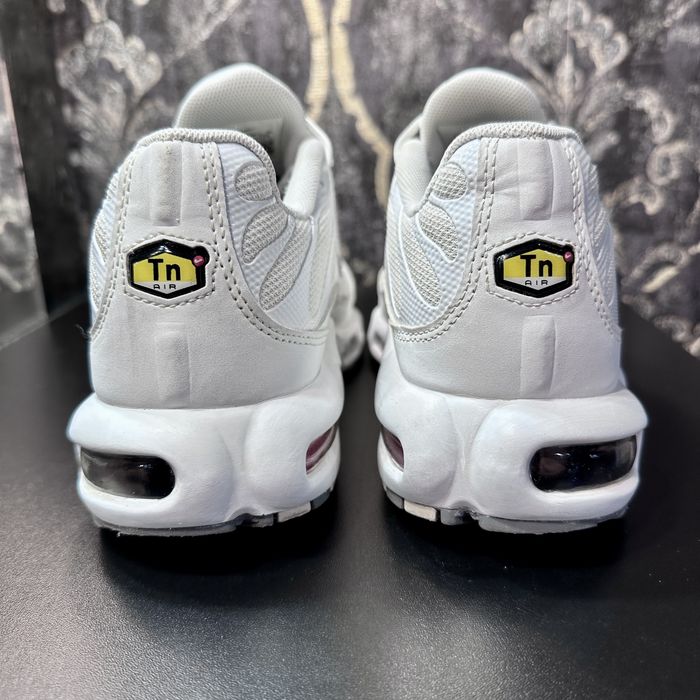 Кроссовки Nike TN Air Max Plus White React Tailwind