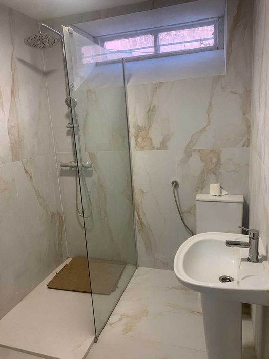 Apartamento + Loja Venda Almada