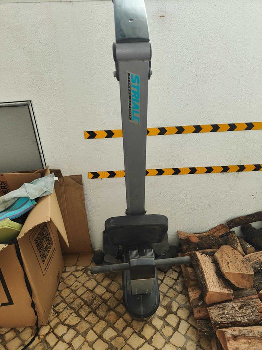 Máquina de remo fitness