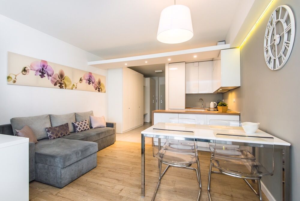 SUPER-APARTAMENTY.PL apartment in the center of Poznan for US Military