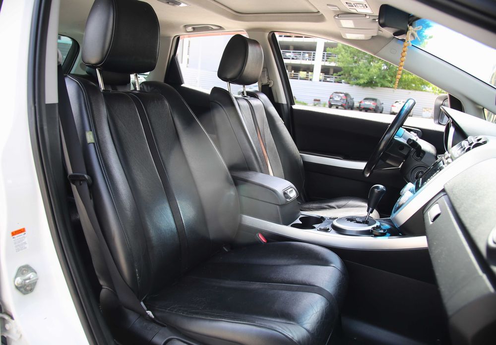 Продам Mazda CX-7 2008