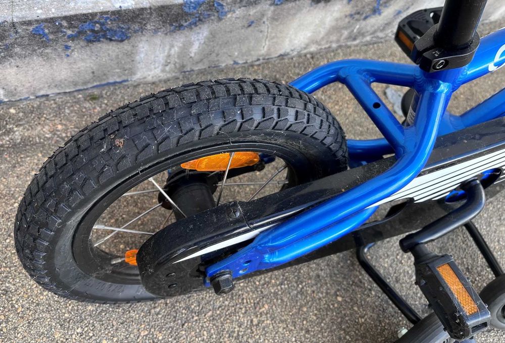 Bicicleta para criança SPECIALIZED Hotrock Roda 12 - COMO NOVA!!!