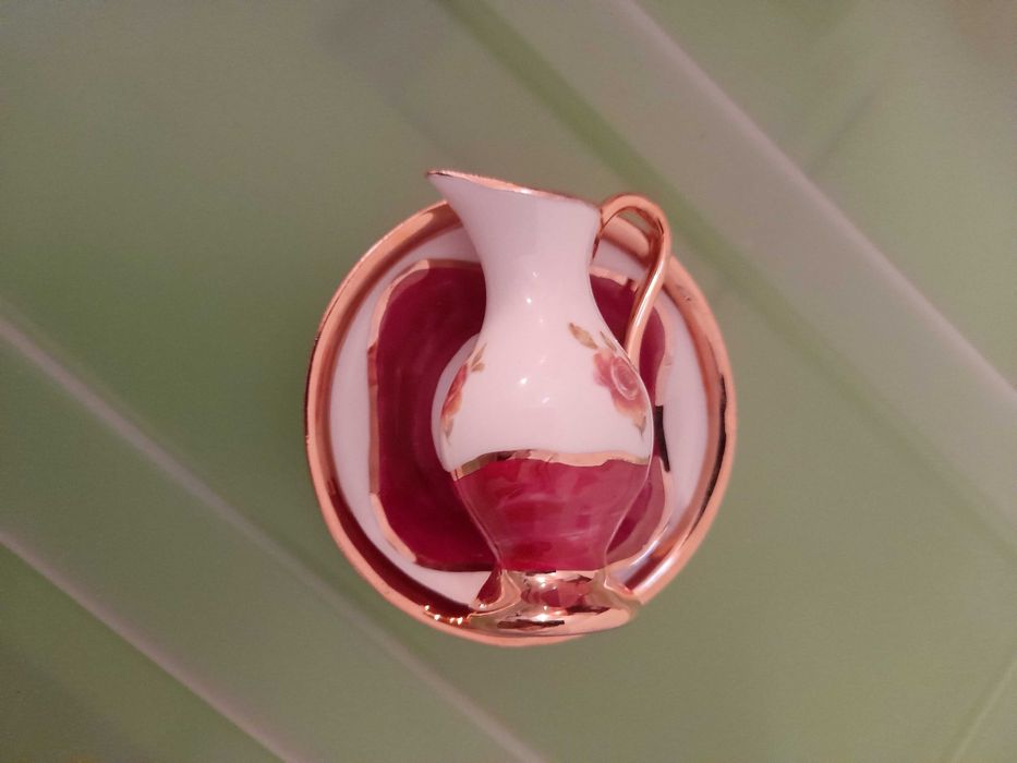 Conjunto Prato e Jarra, da Porcelanas Atlântica ATL