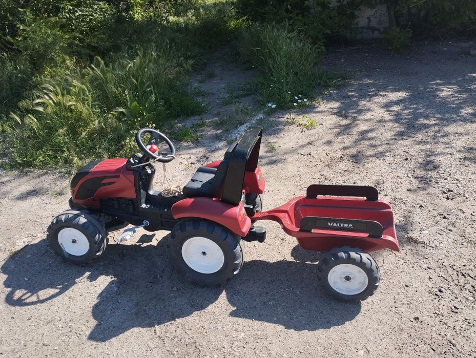 Веломобіль, трактор на педалях, трактор, falk valtra
