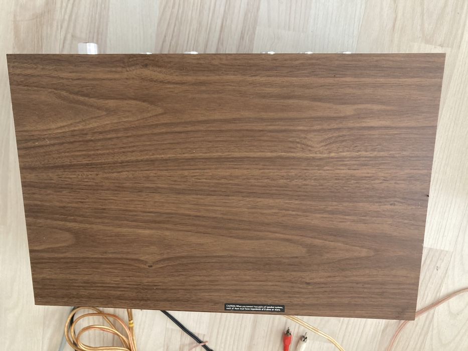 Sansui 210 amplituner