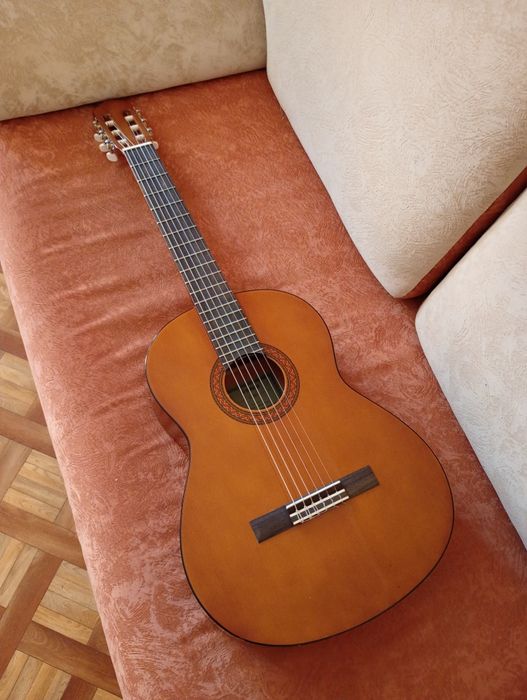 Гитара Yamaha C40 для Музыкальной Школы