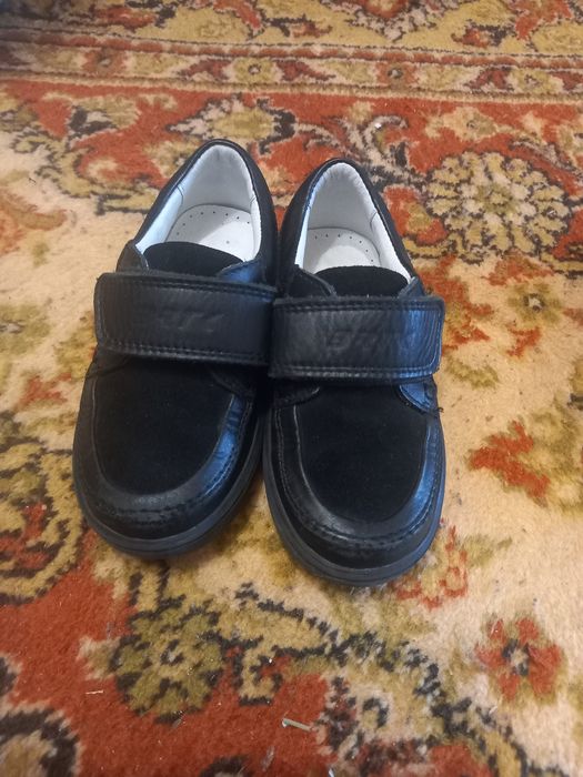 Туфлі, макасіни 28
