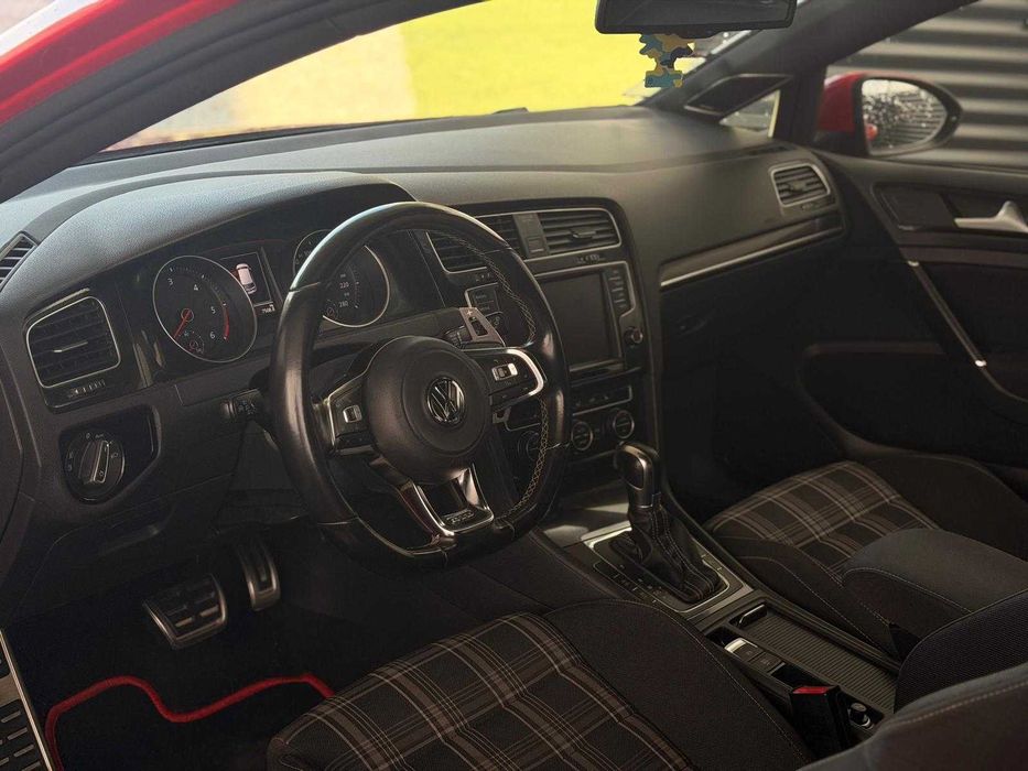 Volkswagen Golf GTD 2.0 Tdi DSG