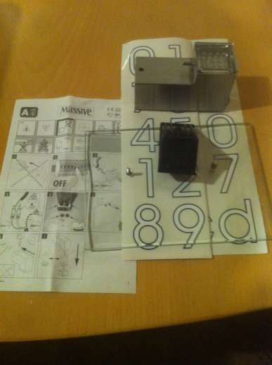 Aplique LED exterior Philips com número da porta (corrente elétrica)