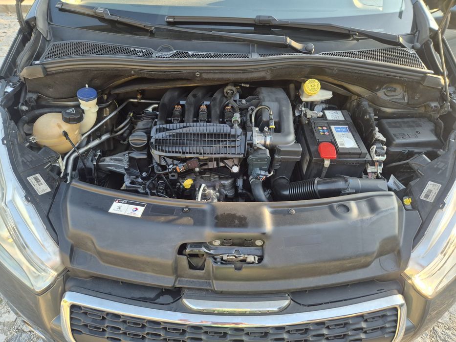 Peugeot 208 1.2 VTi Active – 2013 – 156.000 km