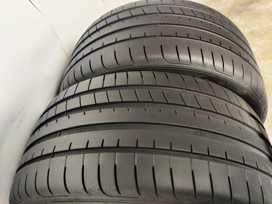 Шини 2шт літні r19 255 35 GoodYear RunFlat в ідеалі на BMW