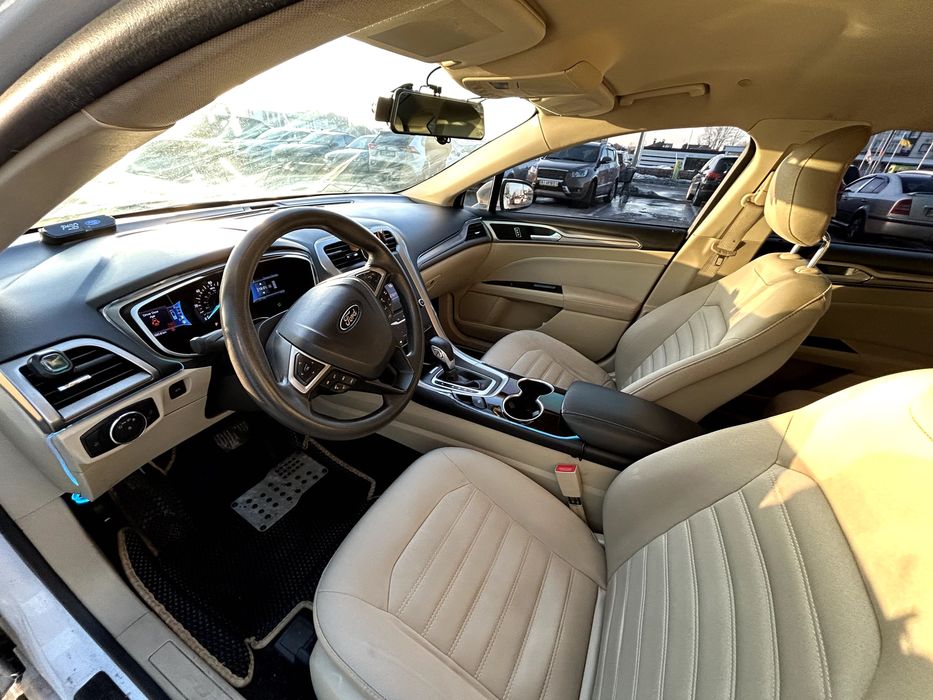 Ford fusion hybrid 2013 (2014)