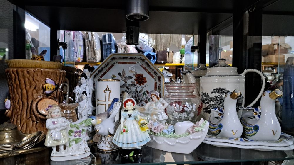 Velharias e antigudades