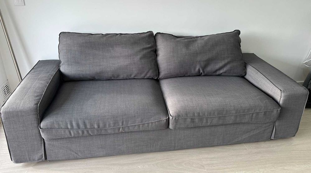 Sofá KIVIK 3 lugares, cinzento