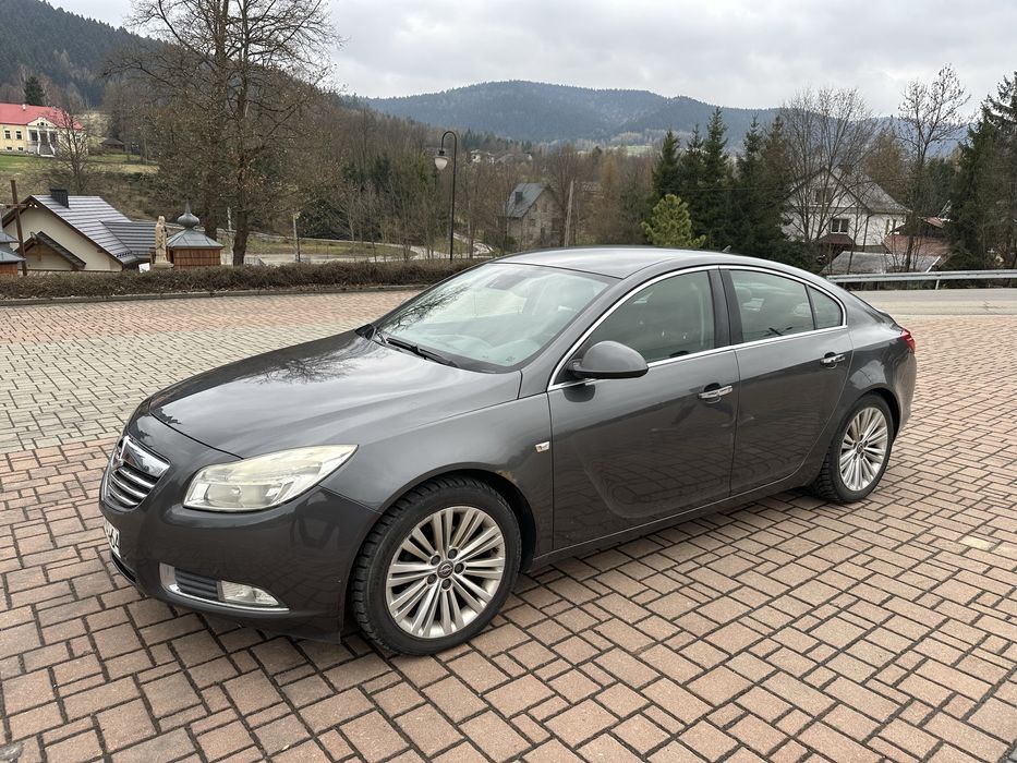 Opel insignia 2011r
