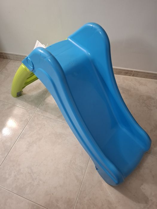 Escorrega infantil idade 1 a 5 anos - com opção de água NOVO