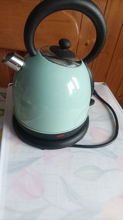 Czajnik bezprzewodowy Team kalorii , 1,8L