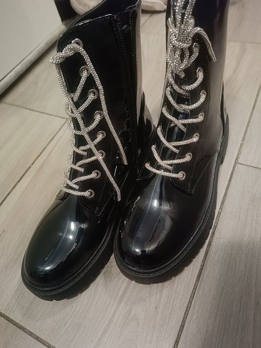Buty damskie nowe 39